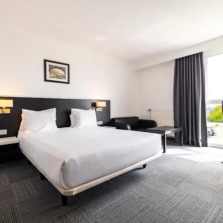 Globales Post & Wellness Hotel 3*