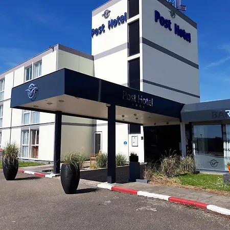 Globales Post & Wellness 3*