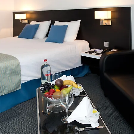 Globales Post & Wellness 3*