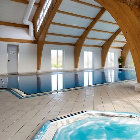 Globales Post & Wellness Szálloda Herstal