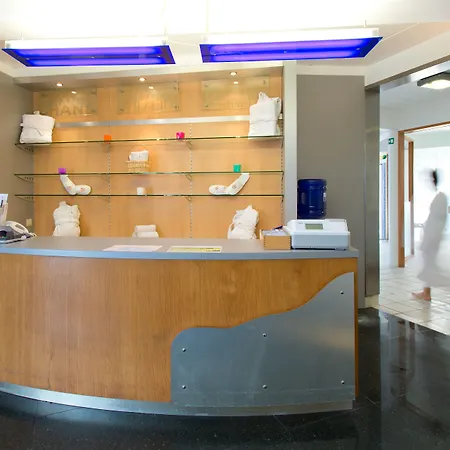 Szálloda Globales Post & Wellness