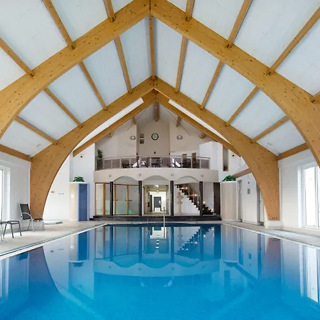 Globales Post & Wellness Отель 3*