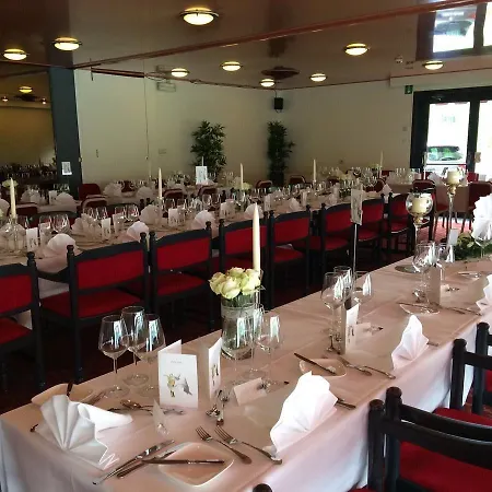 Globales Post & Wellness 3*