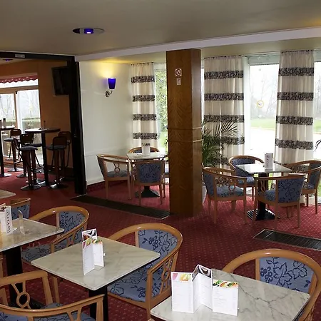 Globales Post & Wellness Hotell Herstal