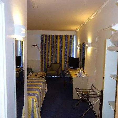 Szálloda Globales Post & Wellness