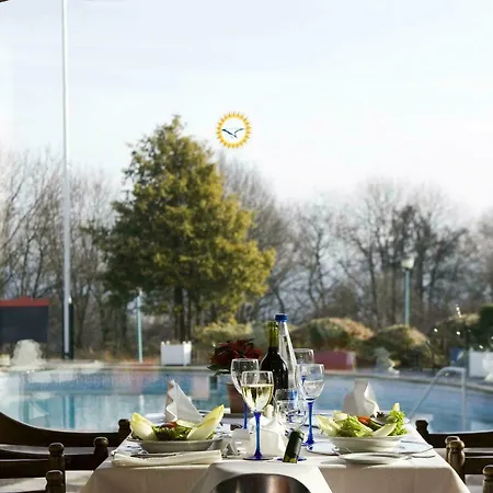 Globales Post & Wellness 3* Herstal