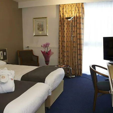 Hotel Globales Post & Wellness 3*