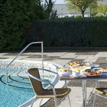 Globales Post & Wellness 3*