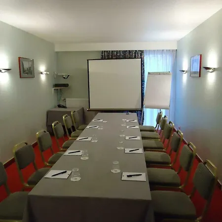 Globales Post & Wellness Hotell