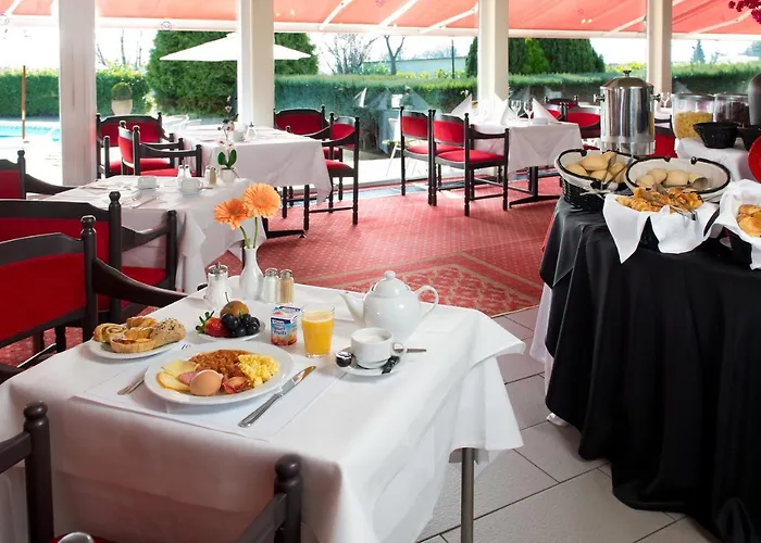 Globales Post & Wellness Hotel Herstal